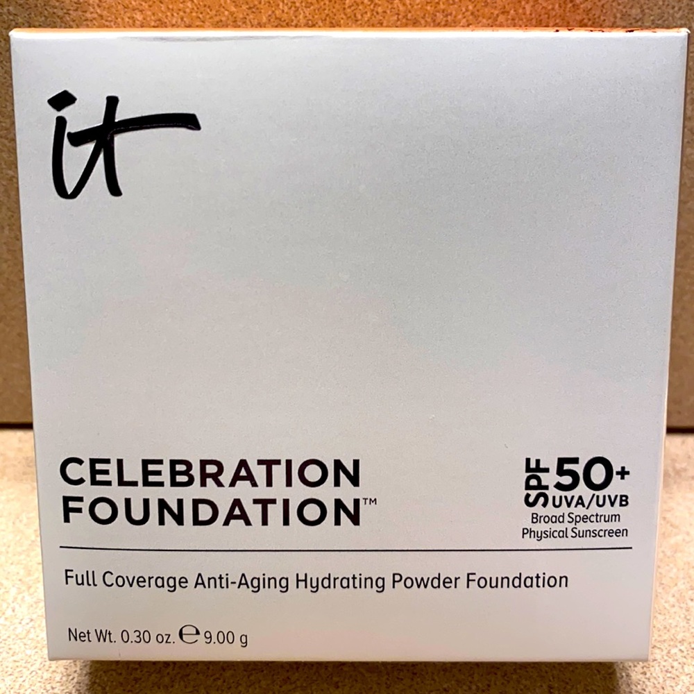 It Cosmetics Celebration Foundation in TAN